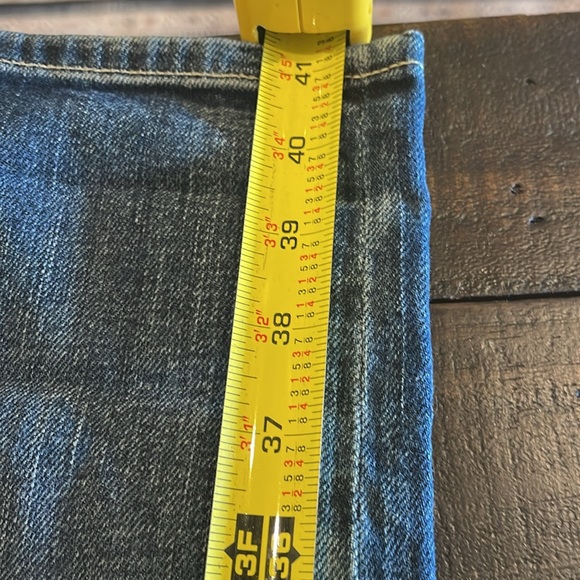 7 for all mankind boyfriend Jean size 31 worn once, whispered denim - Picture 11 of 12